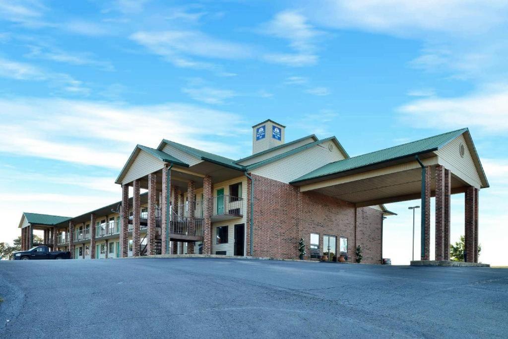 Hotel Ozark Exterior foto